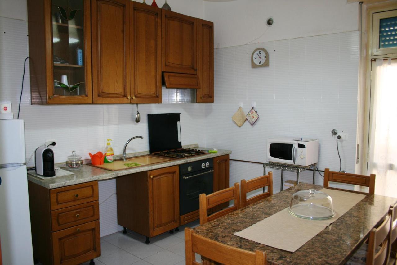 2 Bedrooms Appartement At Pescara 300 M Away From The Beach With Balcony And Wifi Exterior foto