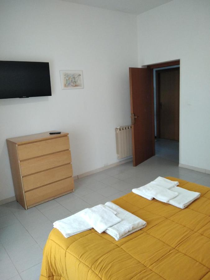 2 Bedrooms Appartement At Pescara 300 M Away From The Beach With Balcony And Wifi Exterior foto