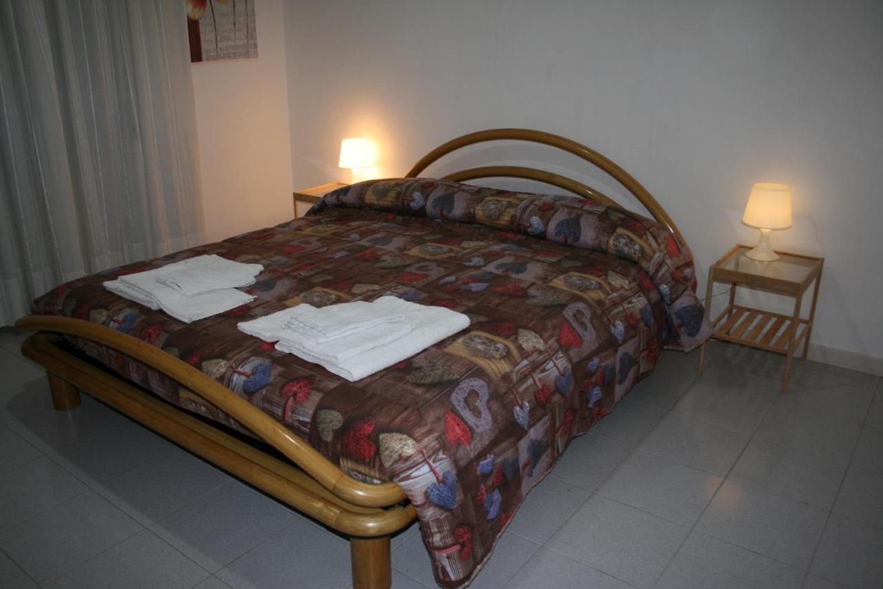 2 Bedrooms Appartement At Pescara 300 M Away From The Beach With Balcony And Wifi Exterior foto